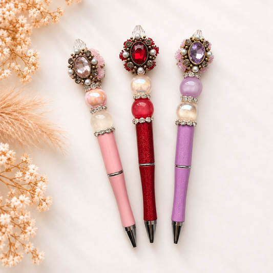 Luxe kralenpennen Vintage Jewel in roze, rood en paars met sierlijke juweeldecoratie