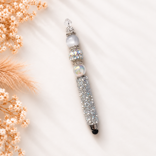 Luxe touchpen Silver Aurora in zilveren en parelwitte tinten met sprankelende details en parelaccenten