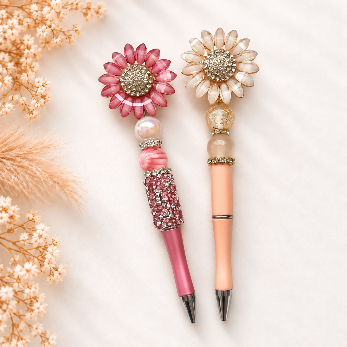 Premium kralenpennen Blush Pearl in roze en perzikkleur met sierlijke bloemen