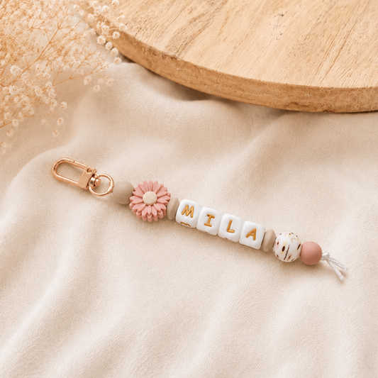 Sleutelhanger met naam ‘Peach Daisy’