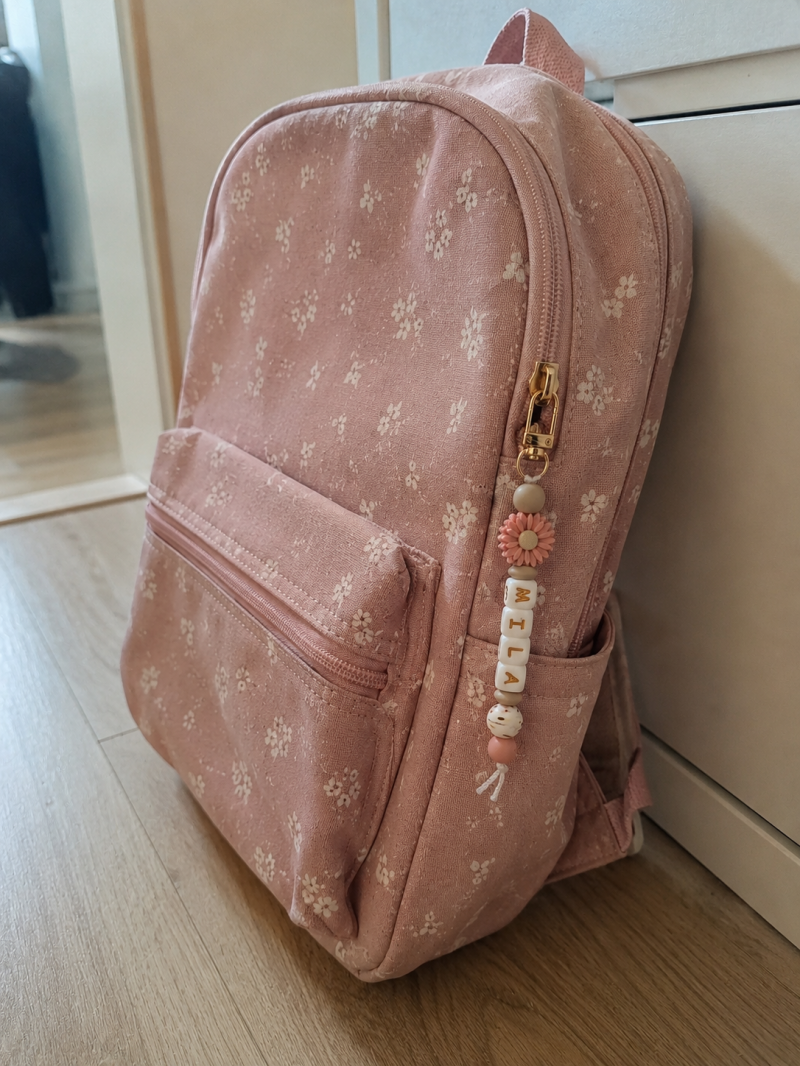 Sleutelhanger met naam ‘Peach Daisy’