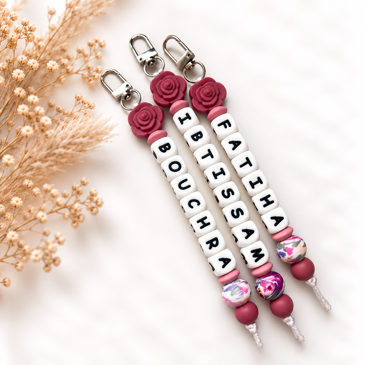 Sleutelhanger met naam Vintage Rose in verschillende kleuren
