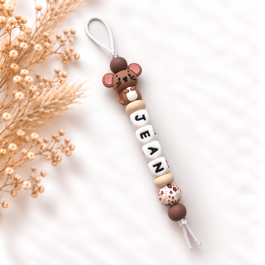 Tassenhanger met naam Little Mouse met beige en bruine kralen